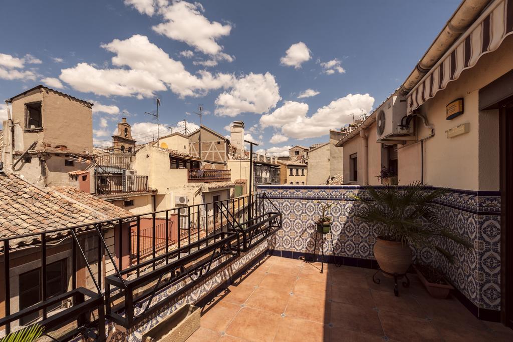 Atico-Terraza Imperial Lägenhet Toledo Rum bild